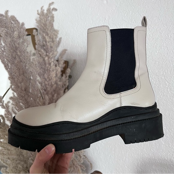 Free People Monroe White Chelsea Boots size 39 - Picture 8 of 9